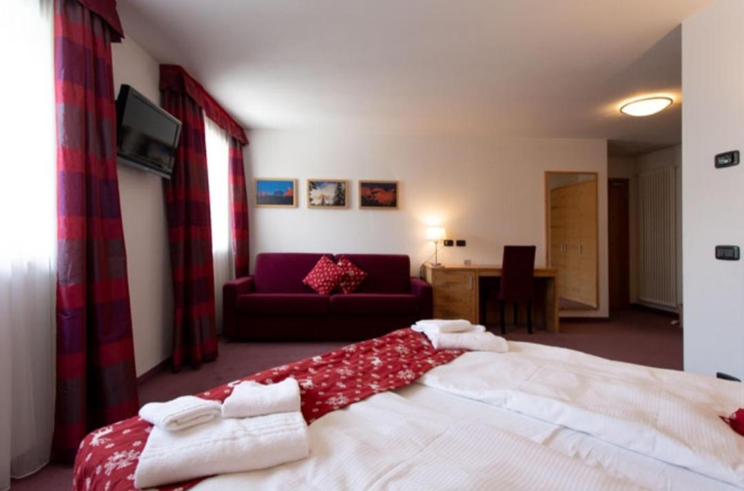 Ciasa Alpina Relax Hotel Moena Bagian luar foto