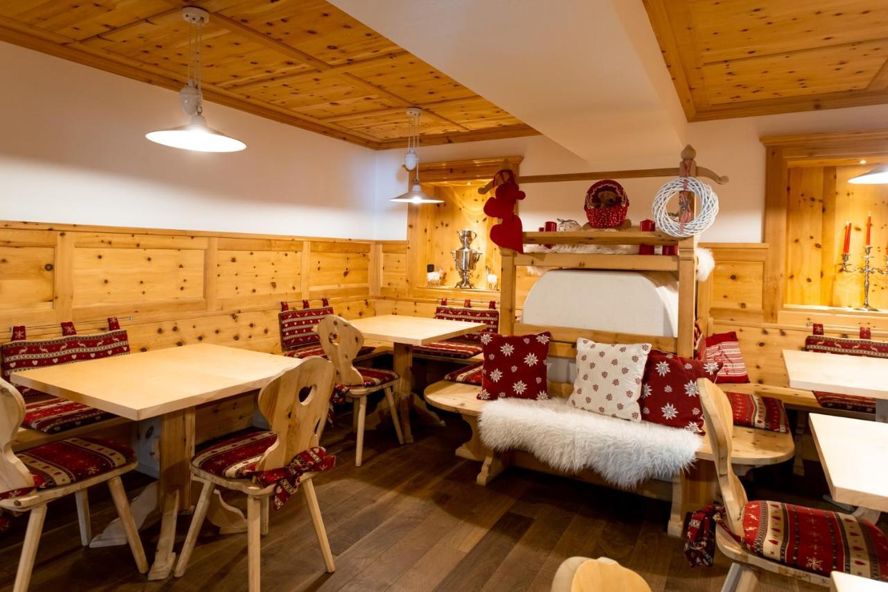 Ciasa Alpina Relax Hotel Moena Bagian luar foto